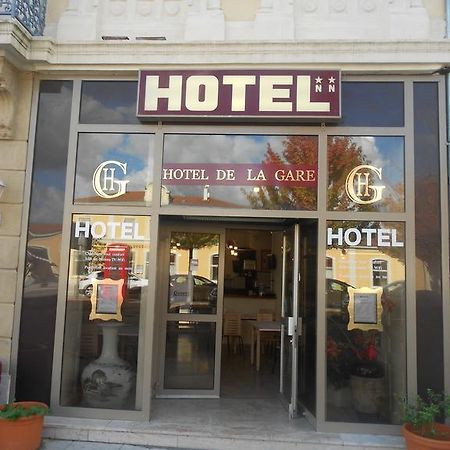 Hotel De La Gare Romans-sur-Isère Екстериор снимка